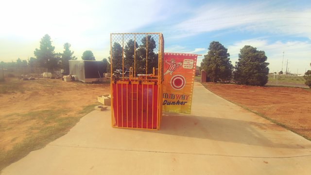 DUNK TANK TRAVEL DUNK TANK TRAVEL