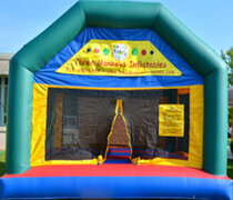 York Bounce House (#1)  15Lx15Wx13H |  6.9 amps