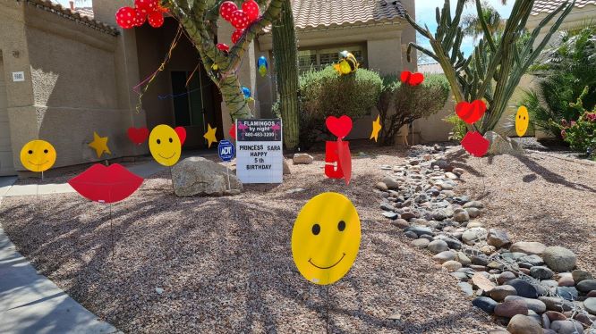 30 anniversary rental hearts and smiley faces yard signs on display in Phoenix AZ