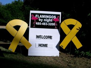 welcome home yard card with yellow ribbons. Wickenburg Arizona