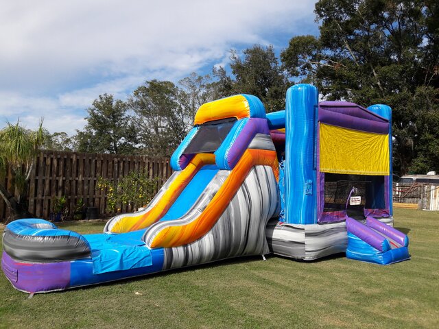 Bounce Genie Logo www.BounceGenieTampa.com Tampa Water Slide Bounce House and Party Rentals Service 1