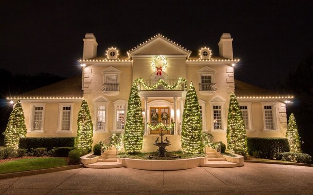  Warm White LIGHTING of ROOF LINE - TWO STORY HOME