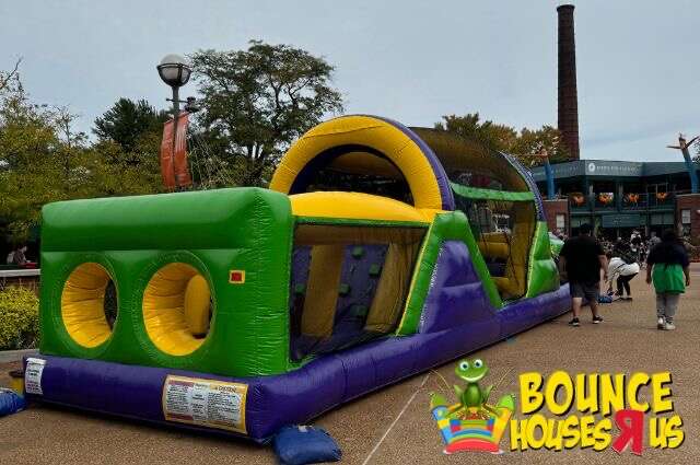 Inflatable Obstacle Course Rentals Chicago/Bounce Houses R Us