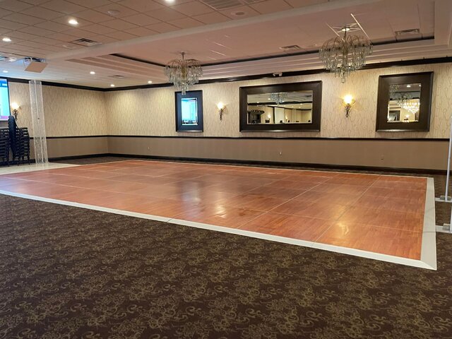 Dance Floor 16ft x 20ft (No Trim) 320sq ft