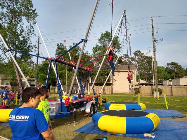 Bungee hotsell trampoline rental